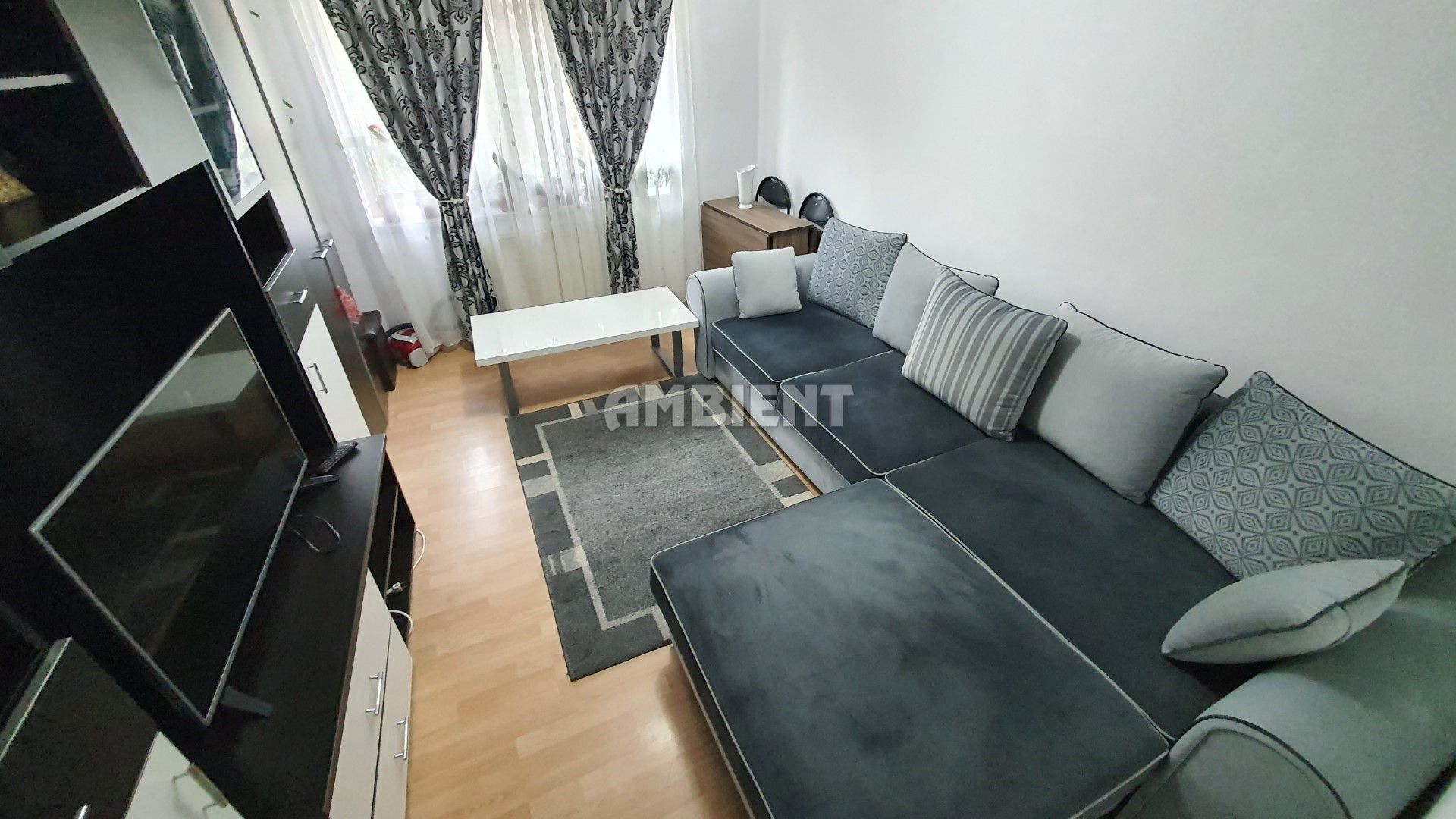 Apartament 2 camere, parter, zona CASTANILOR; - Poză 1
