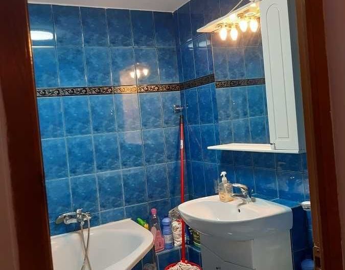 De închiriat: Ap. 2 camere decomandat - Metrou Apărătorii Patriei & Parcare - Poză 6