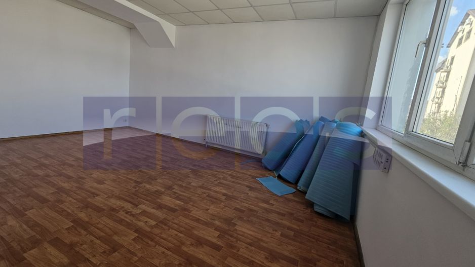 SOSEAUA ALEXANDRIEI SPATIU COMERCIAL P+2 450 MP - Poză 5