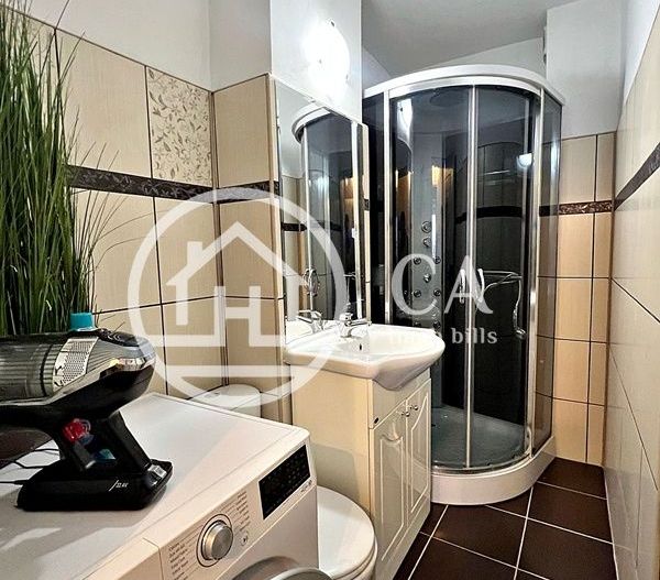 Apartament de vânzare cu 4 camere în zona Calea Aradului, Oradea - Poză 12