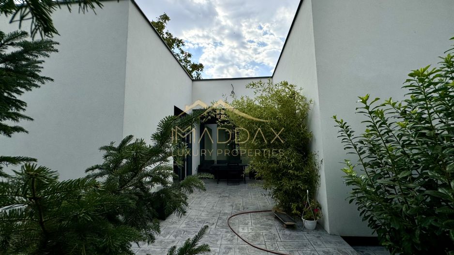 Vila cu 5 camere // * 565 mp gradina* // Tunari - Poză 72