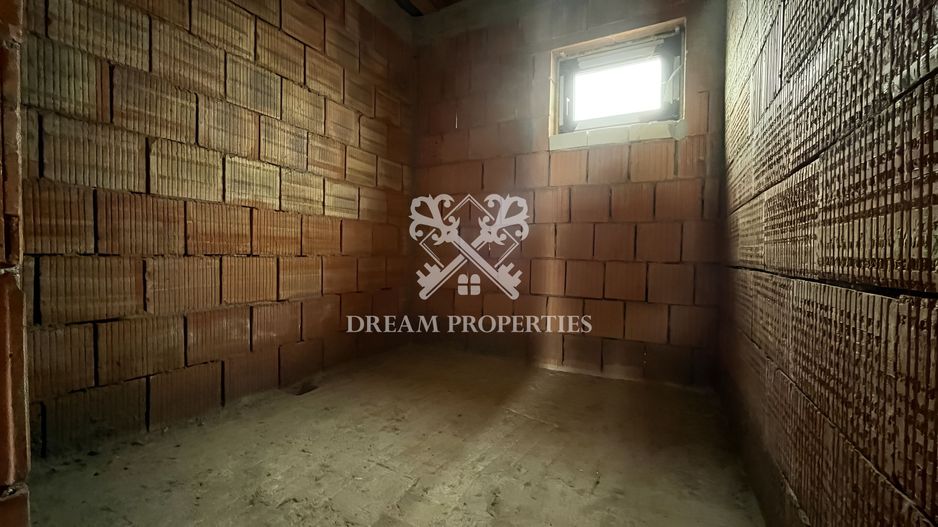 Duplex de vanzare 4 camere, 2 bai, teren 240 mp, intrare Chinteni - Poză 10