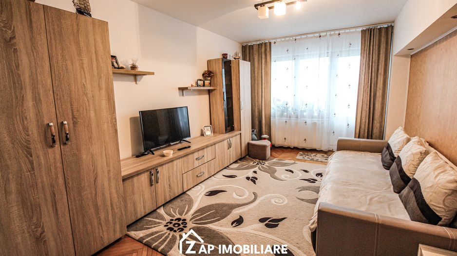 Shopping City - 3 Camere Decomandat - 69 mp Lift Nou- Finisat Modern - Poză 10