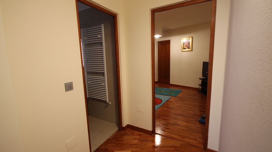 Casa pretabila birouri, camin de batrani - Poză 54