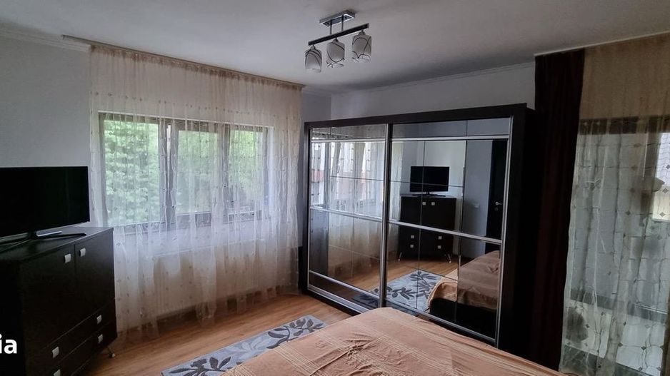Vila P+1E cu piscina, mobilată si utilată, str. Drumul Negru, Pipera - Poză 13