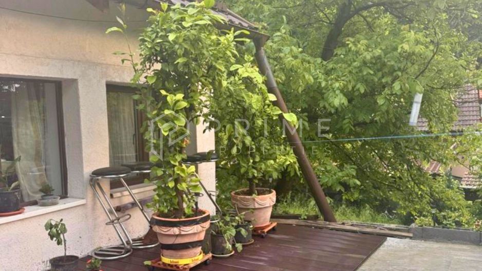 DE ÎNCHIRIAT: Casă Spațioasă cu 4 Camere + Mansardă | Valea Iubirii - Poză 8