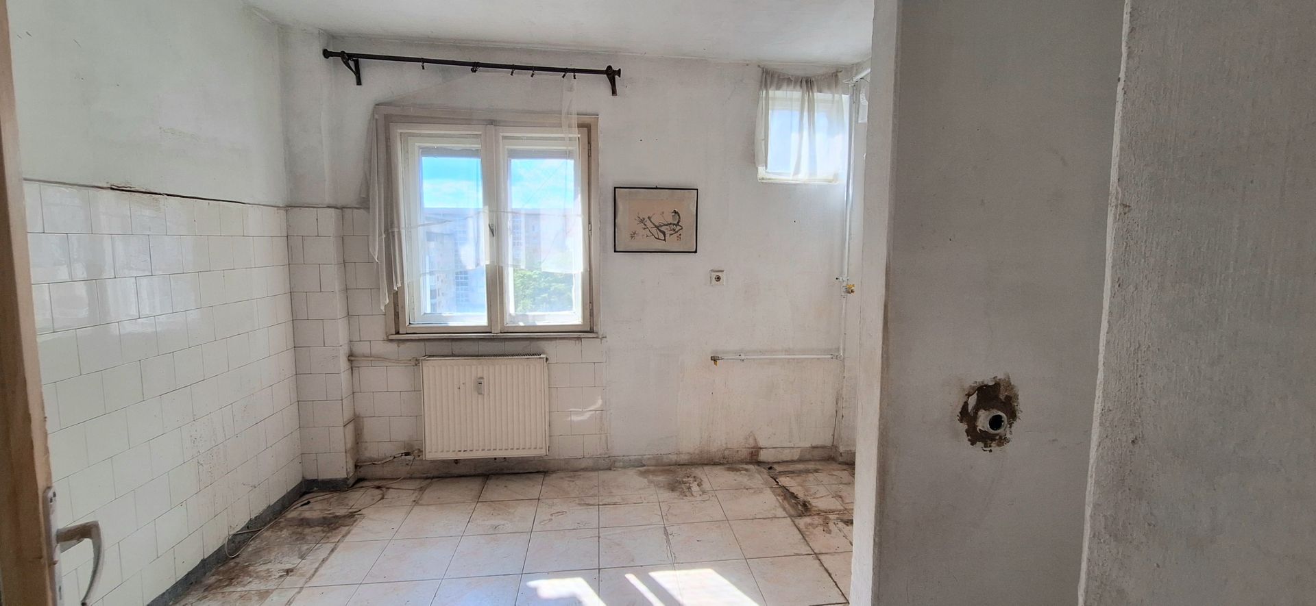 Apartament cu 2 camere - Piata Victoriei - Poză 6