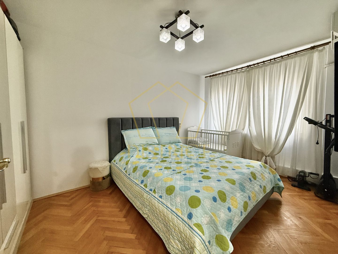 Apartament modern cu 3 camere 64 mp | Girocului - Poză 1
