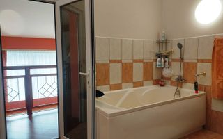 Vila cu 9 camere in zona SpitaluluiJudetean - Poză 14