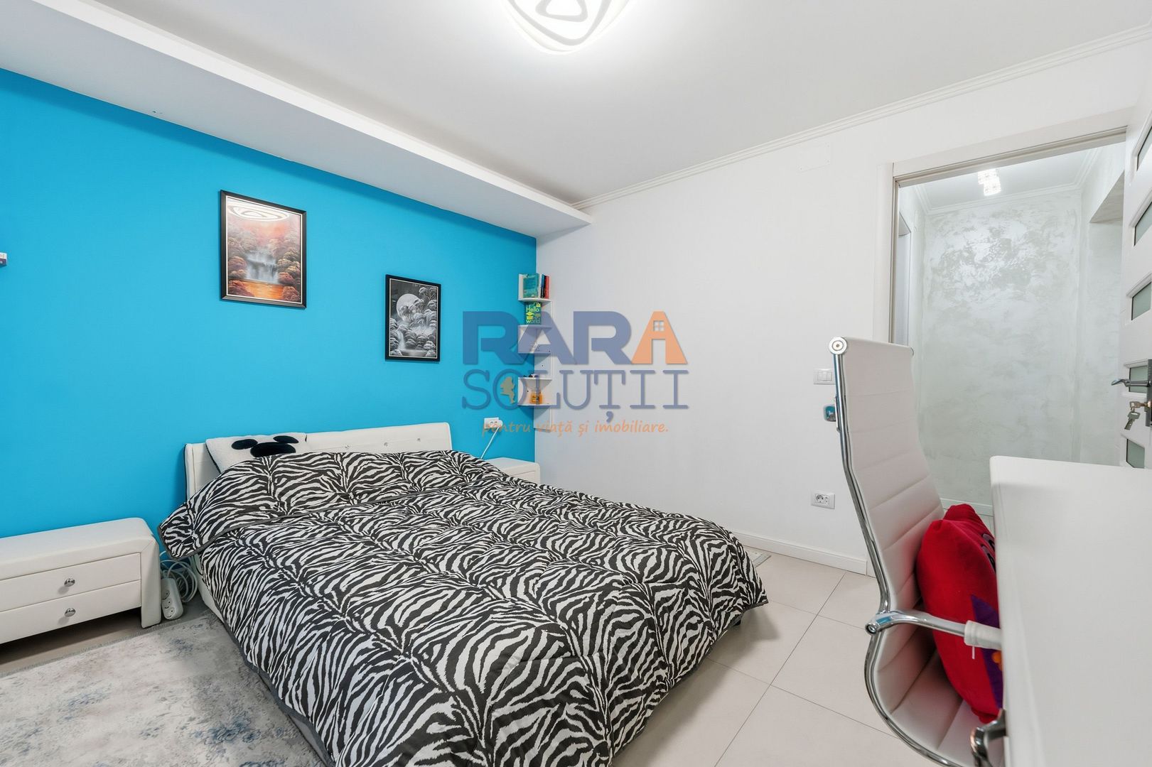 Apartament spațios cu 4 camere - renovat modern, mobilat și utilat - Poză 18