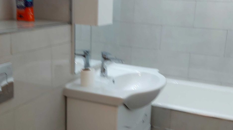 Vand apartament cu 3 camere la intrarea in Micro 17 Satu Mare - Poză 8