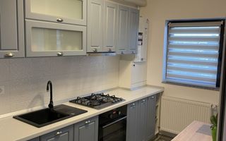 INCHIRIEZ APARTAMENT CU 2 CAMERE SI PARCARE UNIRII - Poză 5