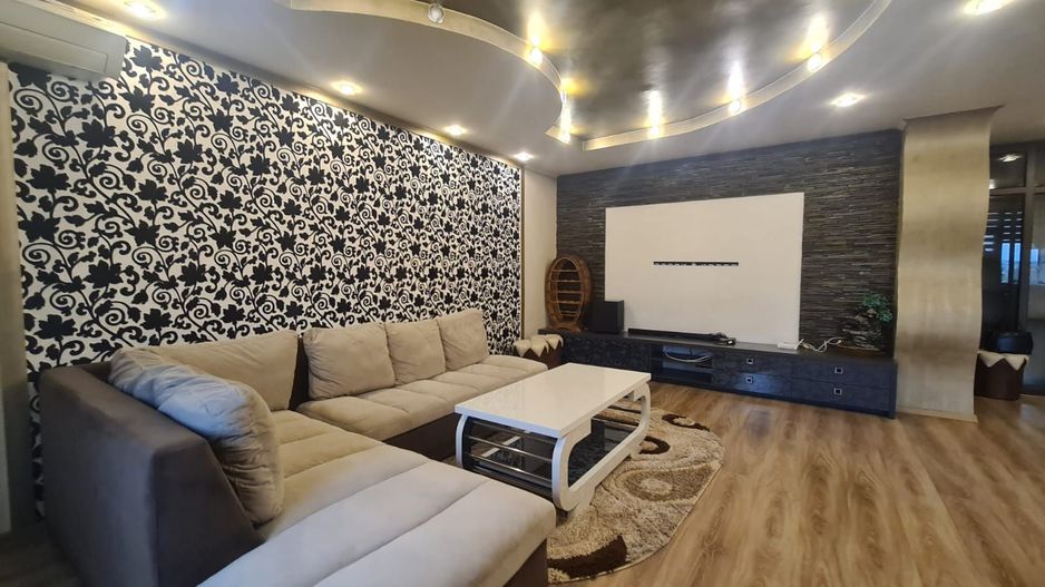 Apartament 2 camere de inchiriat | Zona Liceul Auto | Mobilat si utilat - Poză 2