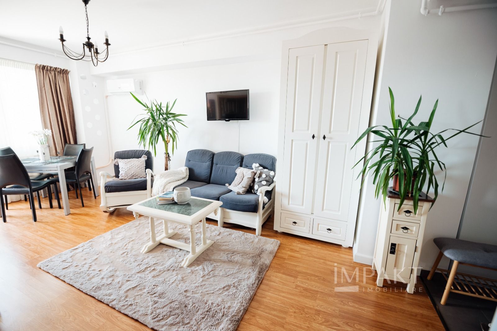 Inchiriere apartament cu o camera, mobilat modern, in zona Iullius Mall! - Poză 1