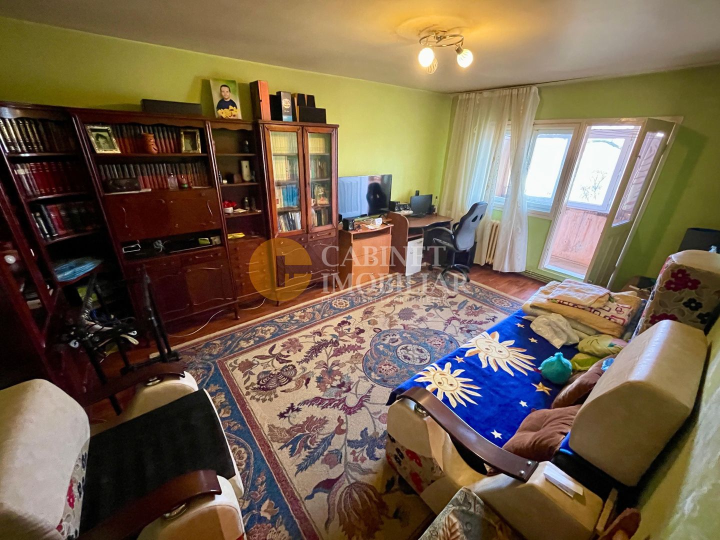 GARA - 3 CAMERE DECOMANDAT - 2 BAI - Poză 1