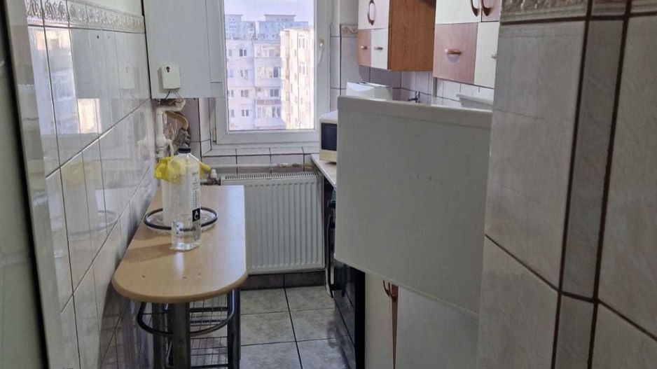 Apartament Constanta  2 camere etaj 4/4, centrala pe gaz - Poză 8