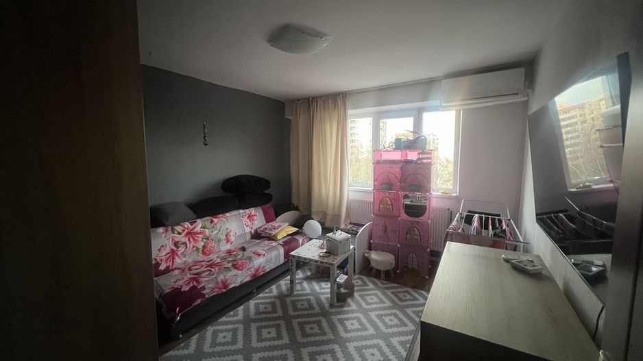 Apartament 2 camere de vanzare zona Tomis Nord - decomandat - Poză 1