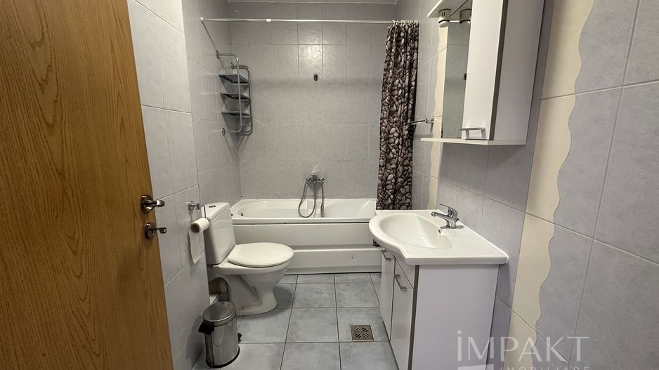 Apartament de inchiriat cu 3 camere,zona semicentrala! - Poză 10