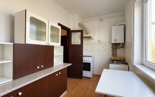 Apartament 2 camere decomandat, parcare, Tractorul - Poză 8