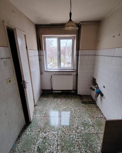 Apartament 2 Camere, Zona Cetatii, Etaj 1, Boxa inscrisa CF, Necesita renovare - Poză 4