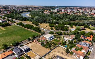 Vila spatioasa in subcetate, proprietate premium - Poză 9