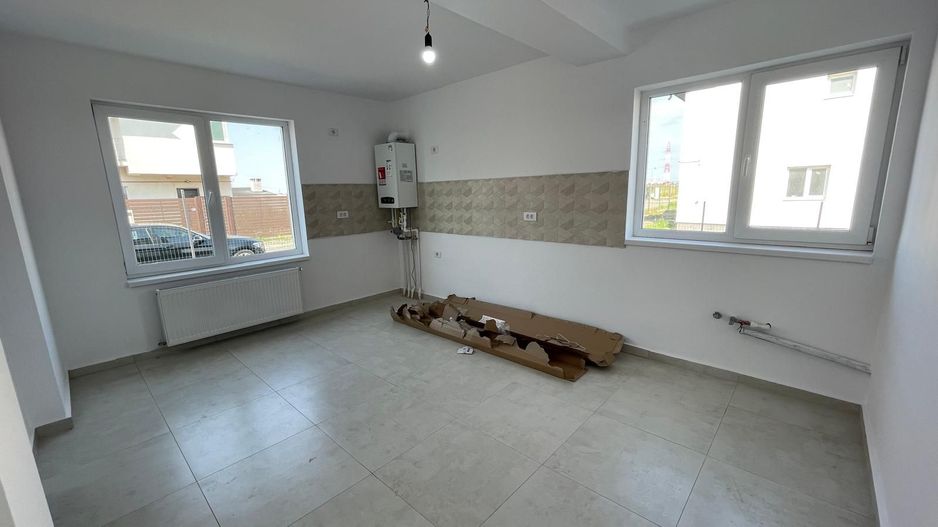 CASA TIP DUPLEX 4 CAMERE , TOATE UTILITATILE, FINALIZATA, COMISION 0% - Poză 18