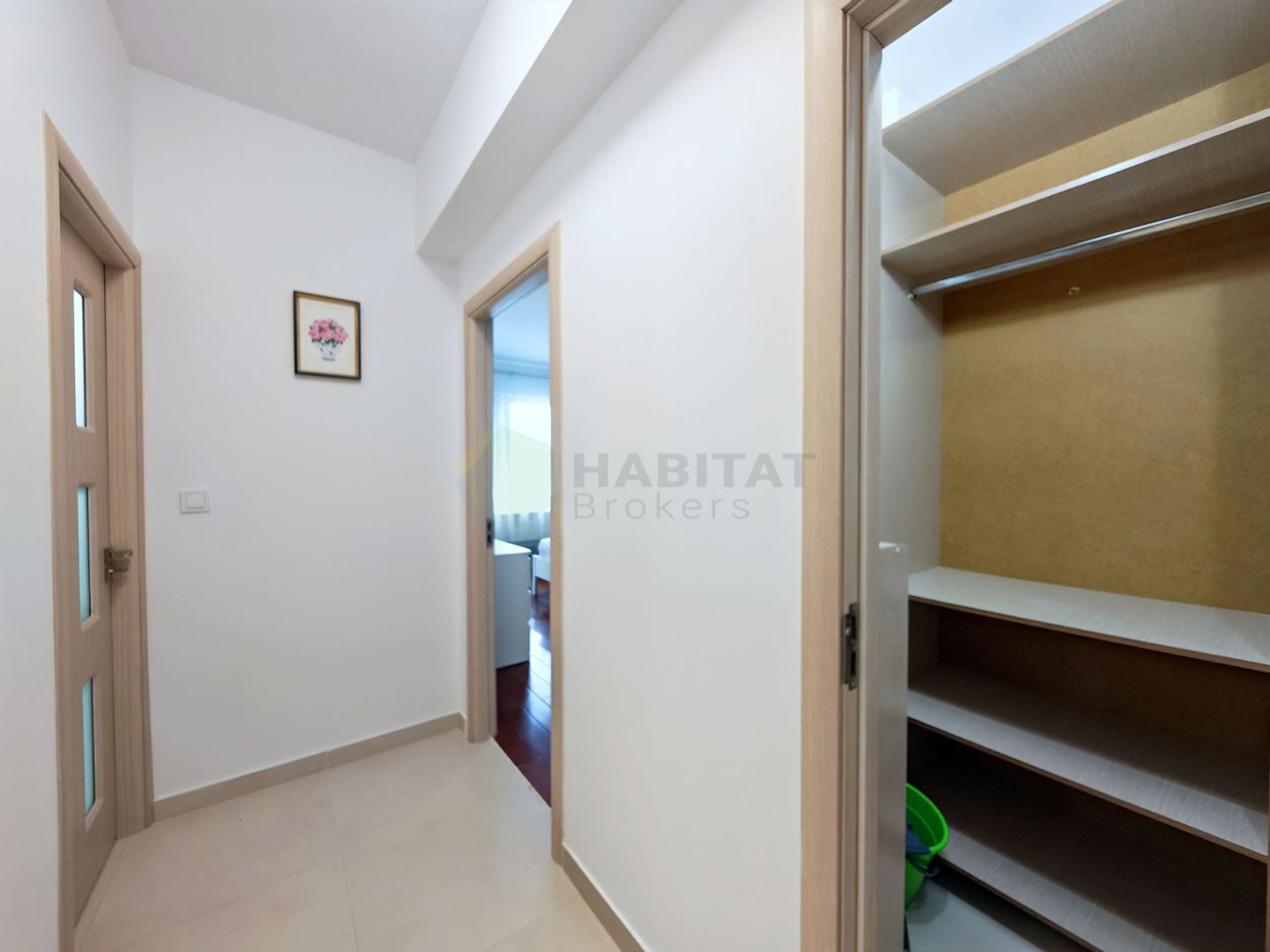 🏙️ Garsonieră modernă și aerisită de închiriat – Complex Noor Azur, Titan - Poză 5