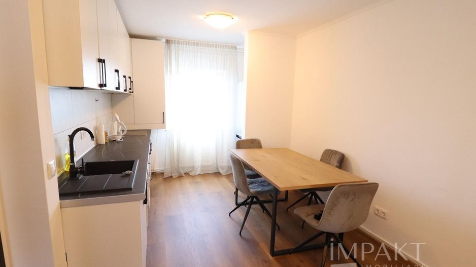 Apartament cu 3 camere, prima închiriere după renovare- zona UMF - Poză 3