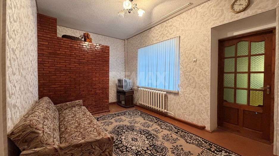 De vânzare / Schimb  – Duplex în centrul orașului Cimișlia Vizavi de Procuratura - Poză 1