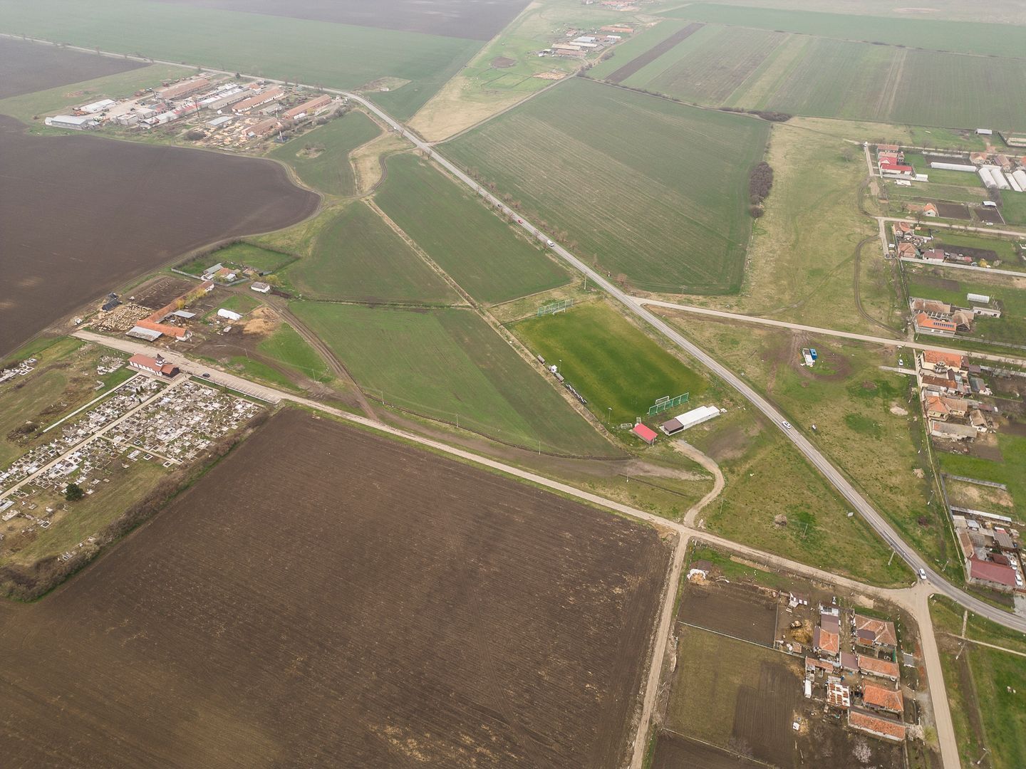 Teren construibil de investiţii în Caporal Alexa - Poză 3