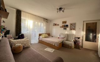 Apartament cu 2 camere de vanzare zona Rogerius, Oradea - Poză 1