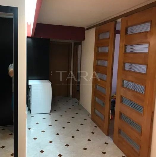 2 Camere Decomandat 65 mp cu Parcare Inclusă Aproape de Cluj - Poză 7