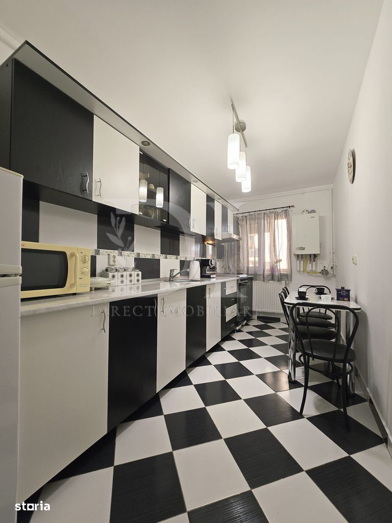 Apartament decomanda / etaj intermediar / Zona Eroilor - Poză 1