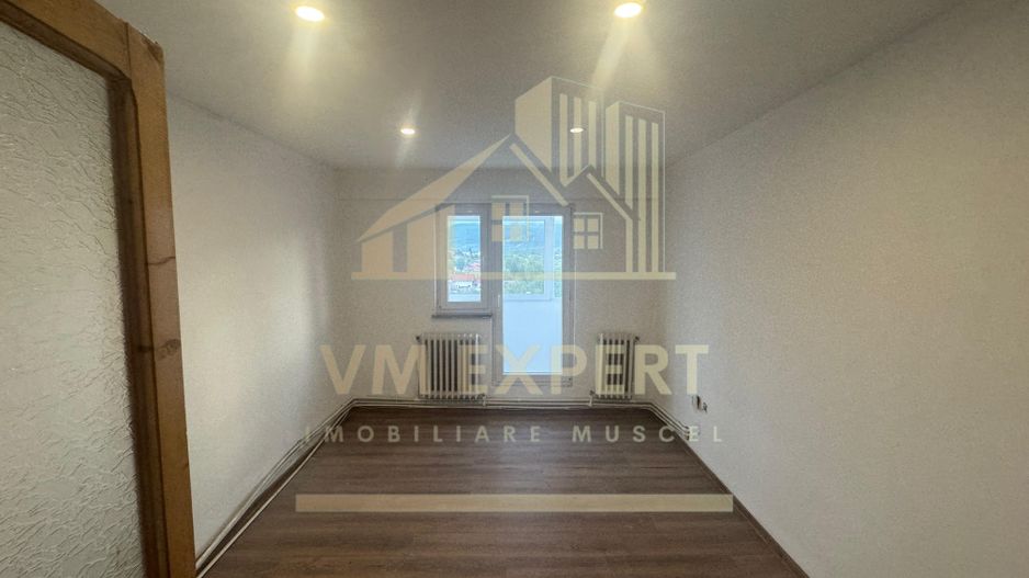 APARTAMENT 3 CAMERE ETAJ 7/8 BLOC UNICAT CAMPULUNG OFERTARE MULTIPLĂ OPEN HOUSE 01.09.25-02.09.25 - Poză 3