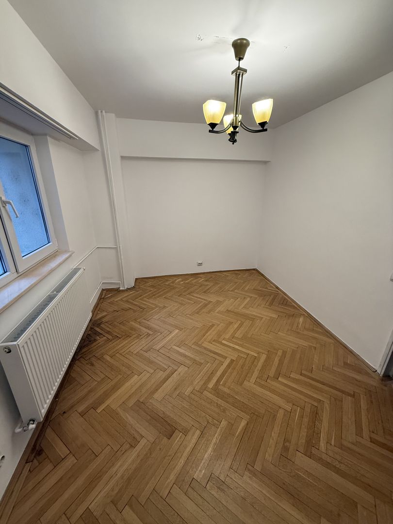 Apartament elegant I Piață Universitatii I 106 MP I 5 minute Metrou - Poză 5