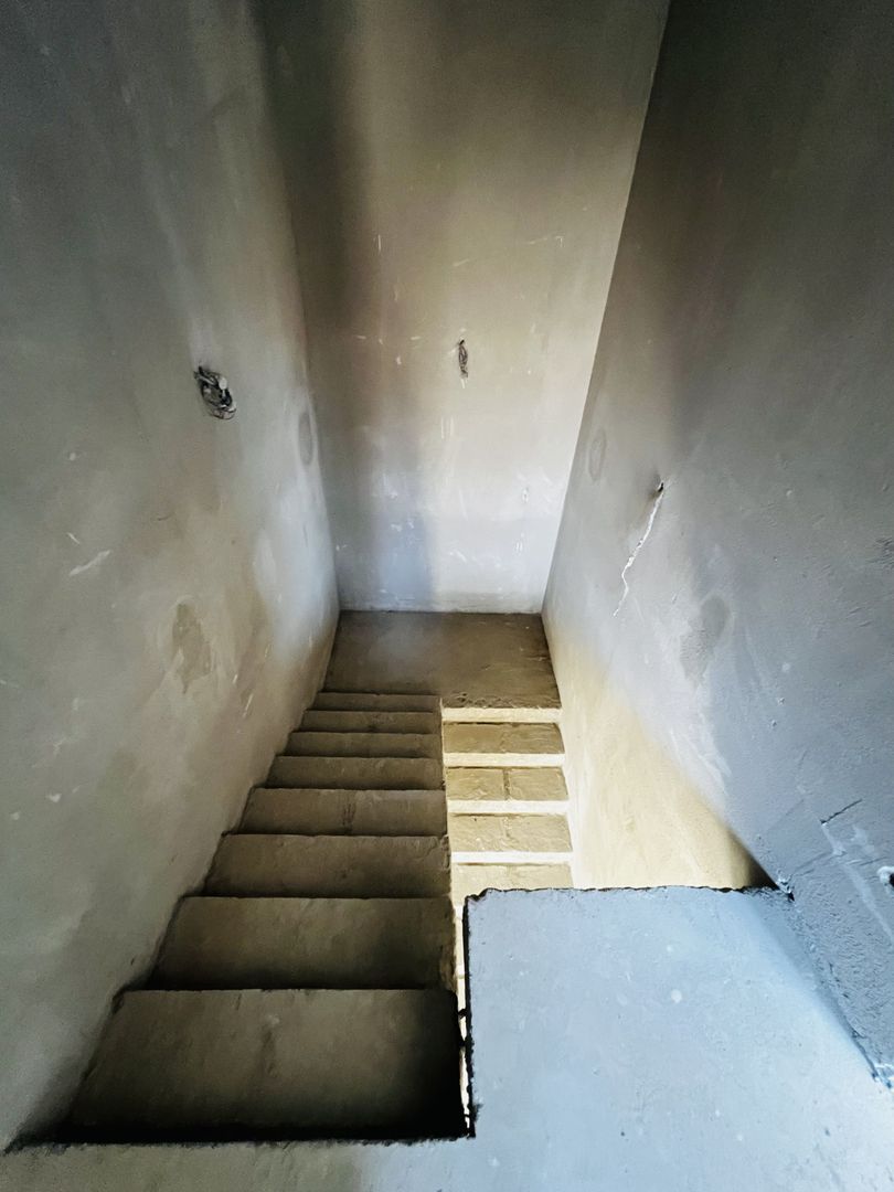 Duplex despărțit prin garaj Zona Centrala Dumbravita - Poză 2