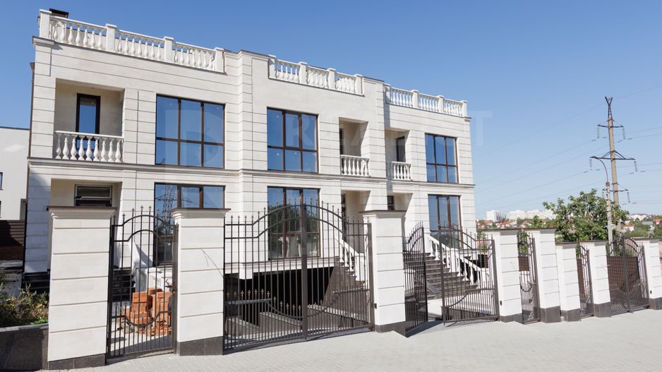 Vânzare, townhouse, pe str-la 1 Sfinții Marțiri Brâncoveni, sec. Codru - Poză 25