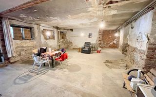 Spațiu comercial 70 mp, zona Ultracentrală! Negociabil - Poză 2