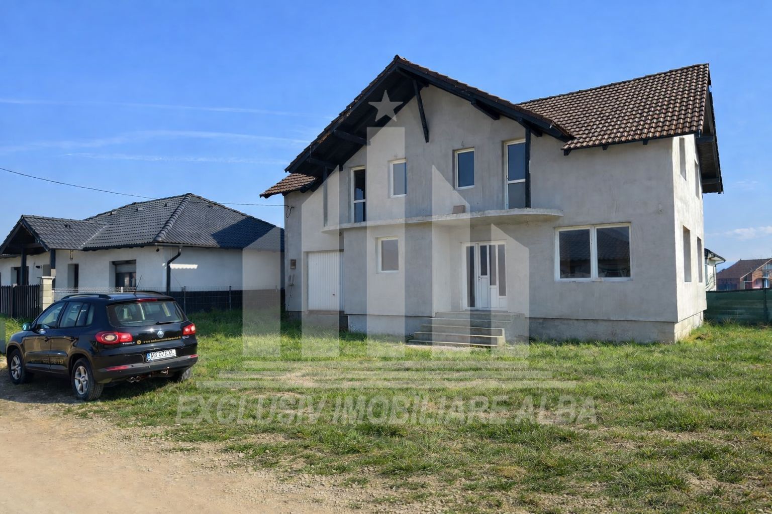 Casa individuala | Semifinisata | 230 mp | 480 mp teren | Partos - Poză 1