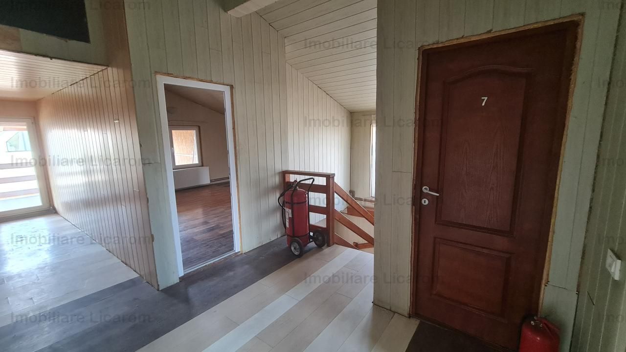 Proprietate in Cristian cu trei constructii+o fundatie,450000euro - Poză 41