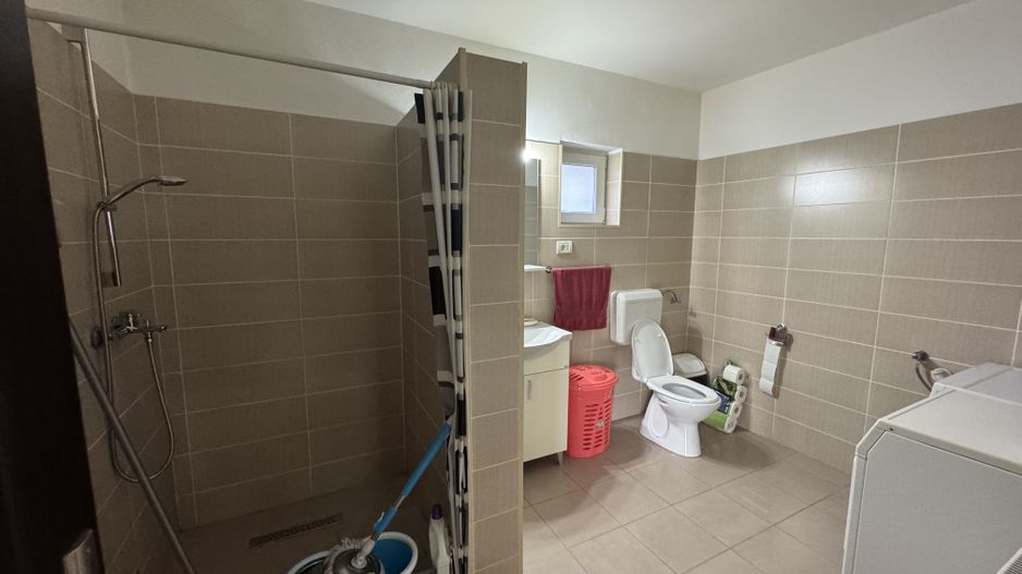 Casa Individuala Sanmihaiu Roman,P+M,4 Camere,2 Bai,Panouri Solare,Carport Auto - Poză 10