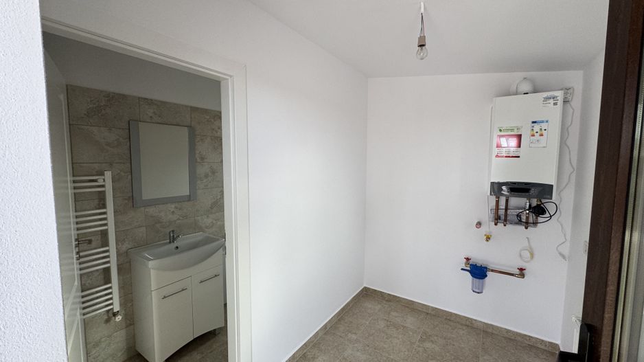 Casa Individuala Parter,Sanmihaiu Roman,3 Camere,Toate Utilitatile - Poză 14