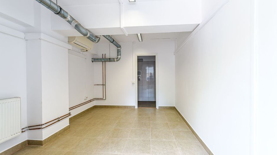 Spațiu de închiriat central - Poză 1