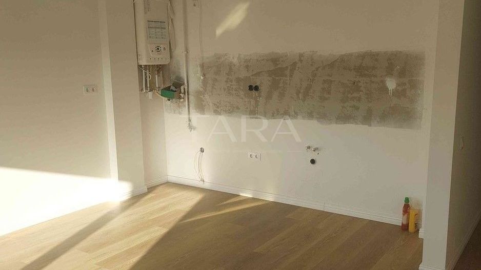 Apartament 3 camere, 74 mp, balcon generos – construcție nouă, Baciu - Poză 1
