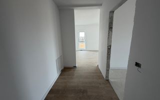 Apartament cu 2 camere si bucatarie inchisa 56 mp in Giroc - Poză 7