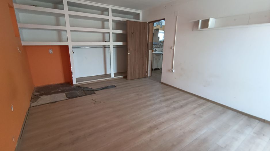Casa P+M Com Vidra - Poză 12