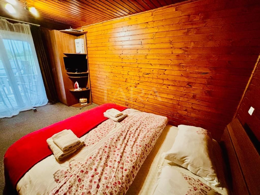 Oază de liniște în Feleacu – casă cu piscină, saună și jacuzzi - Poză 9