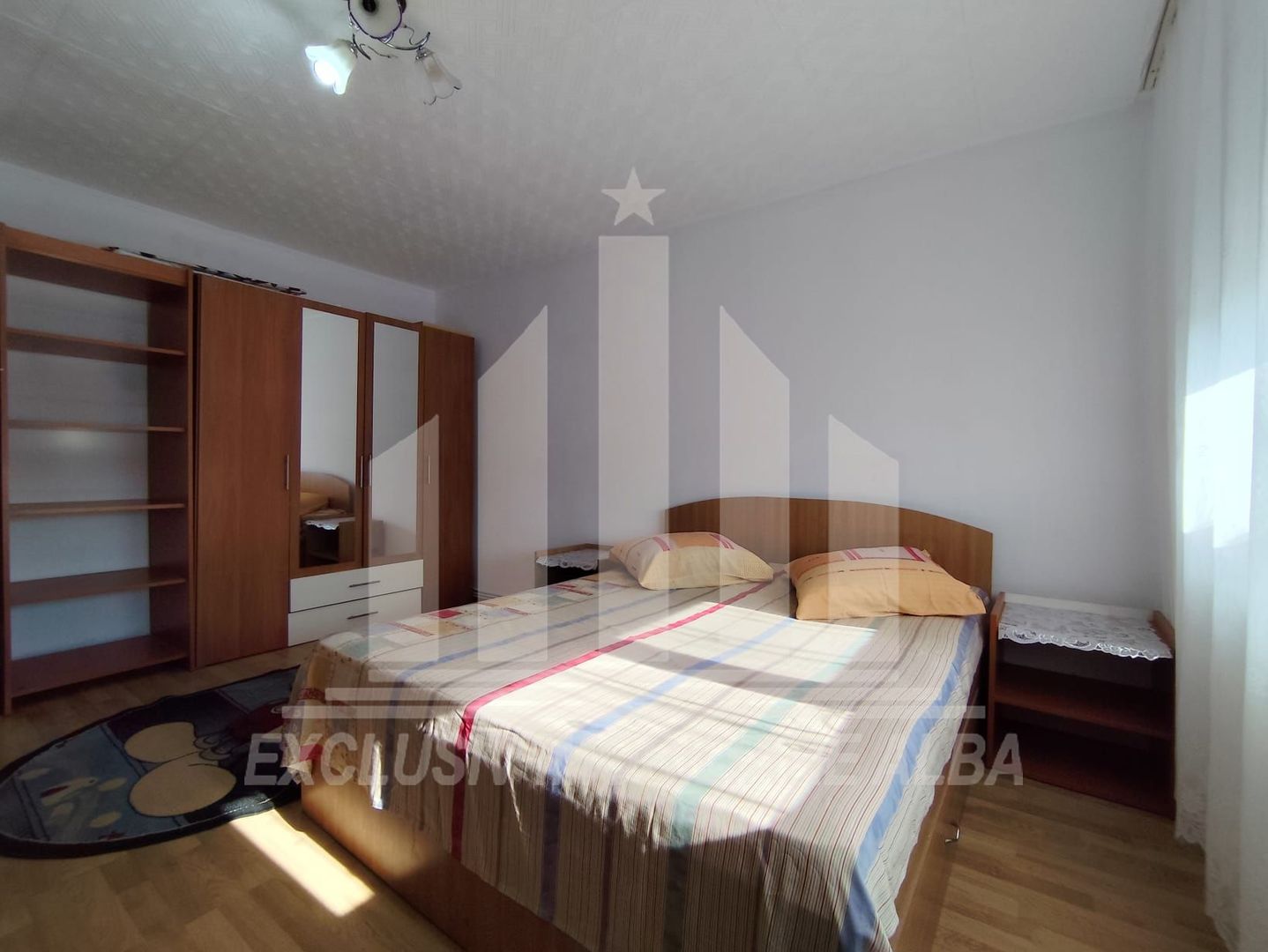 Garsoniera decomandata etaj intermediar - Poză 1