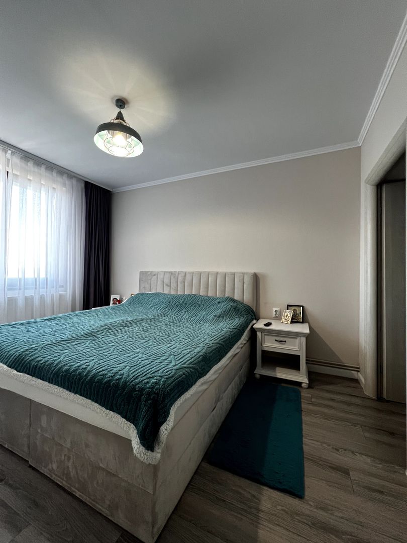 Complex din casa noua si 3 cabane, piscina încalzita 6600 mp teren - Poză 13
