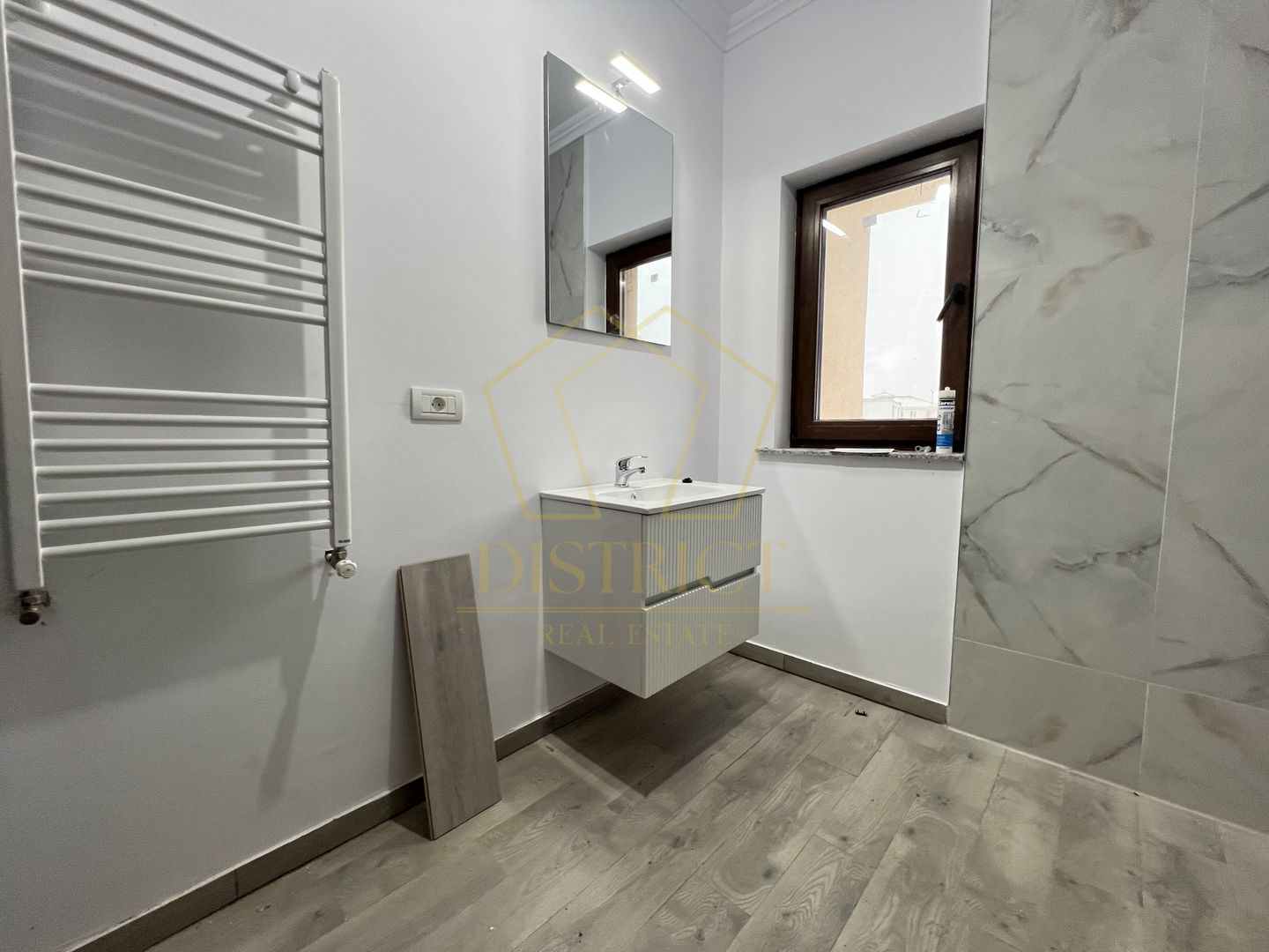 Duplex cu 5 camere, bucatarie inchisa, la cheie | Giarmata - Poză 16